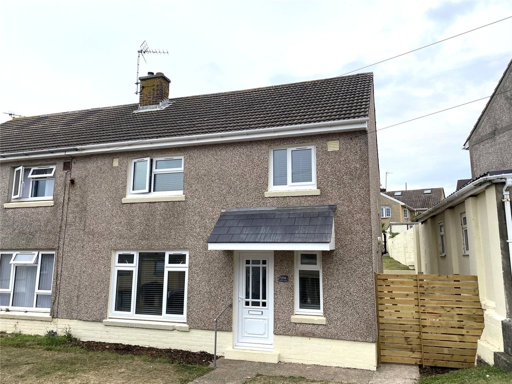3 bed semidetached house for sale in Haven Drive, Hakin, Milford Haven