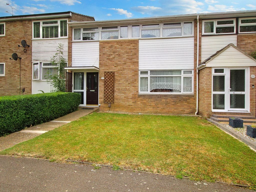 4 bed terraced house for sale in Falstones, Basildon SS15 Zoopla