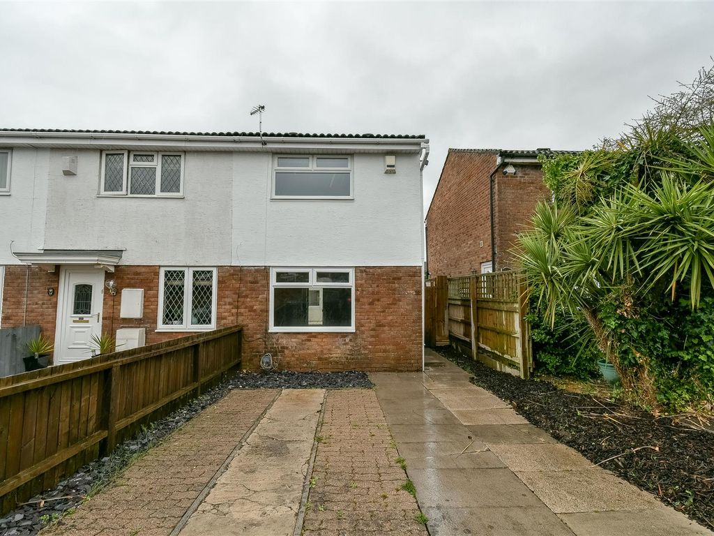 2 bed terraced house for sale in The Pastures, Barry CF62 Zoopla