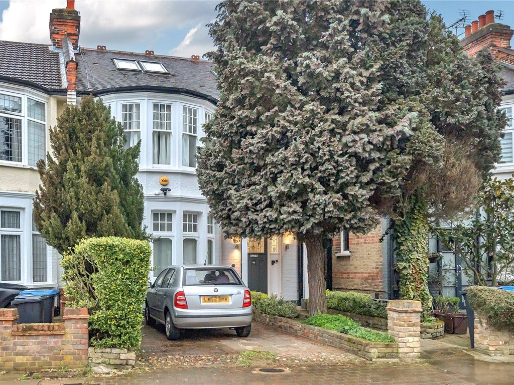 2 bed flat for sale in The Mall, Southgate, London N14 Zoopla