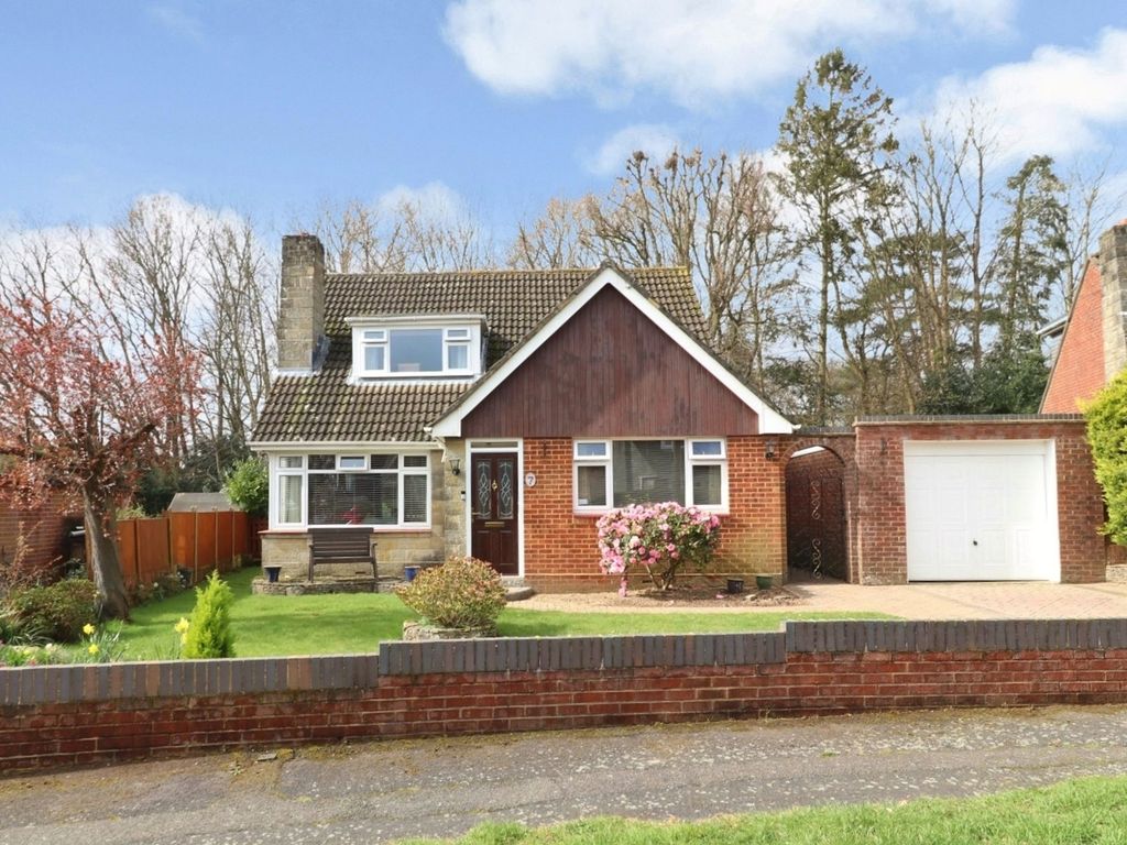 3 bed detached house for sale in Park View, Botley SO30, £550,000 Zoopla