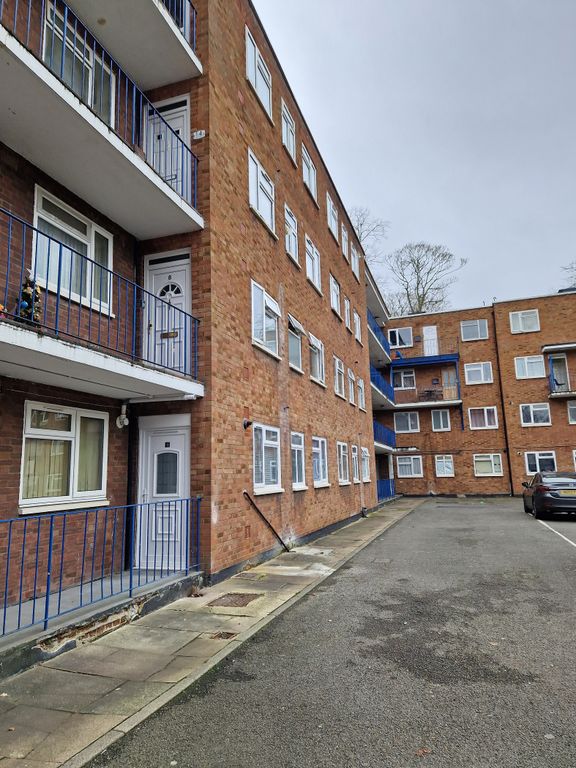 2 bed flat to rent in High Street South, Dunstable LU6, £1,000 pcm Zoopla