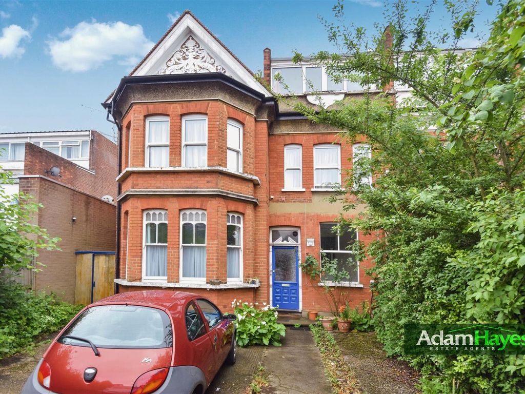 2 bed flat for sale in Ballards Lane, London N3, £500,000 Zoopla