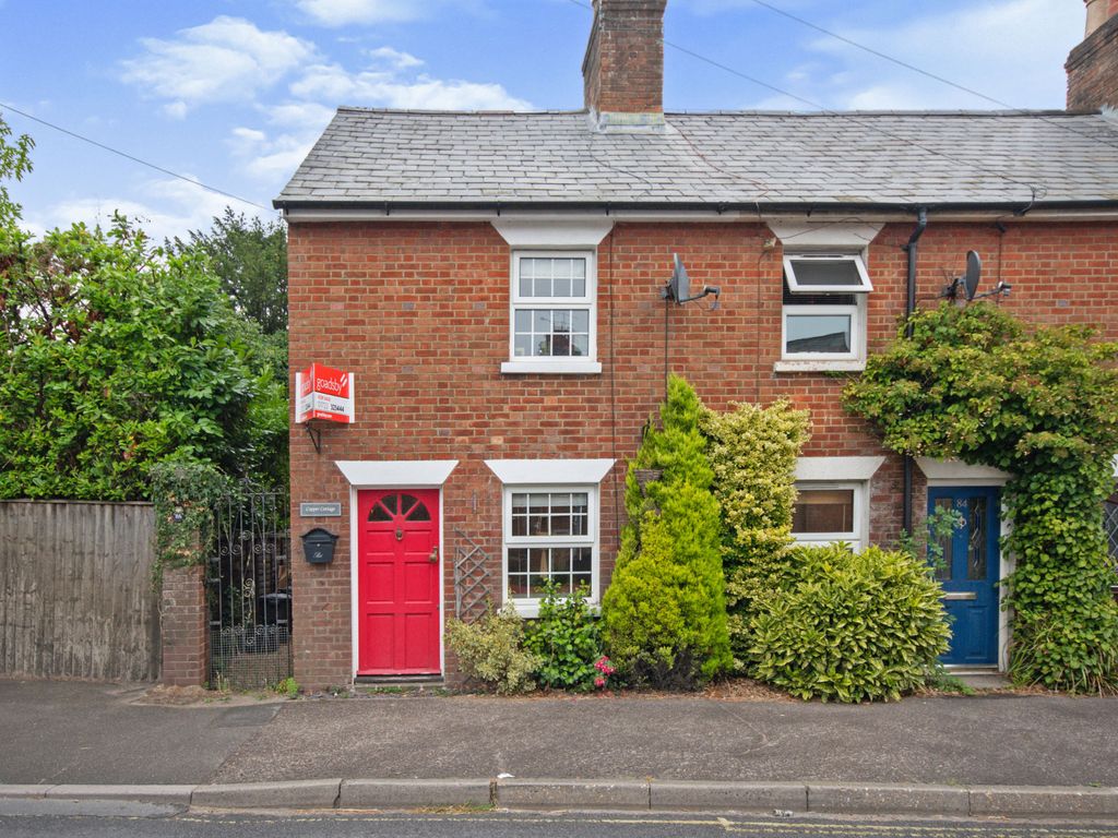 2 bed end terrace house for sale in Shaftesbury Street, Fordingbridge