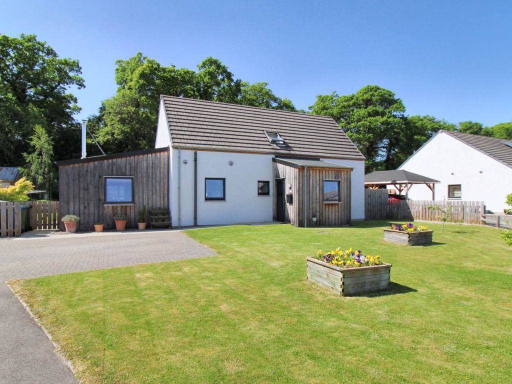 3 bed detached house for sale in Montrose Avenue, Auldearn, Nairn IV12