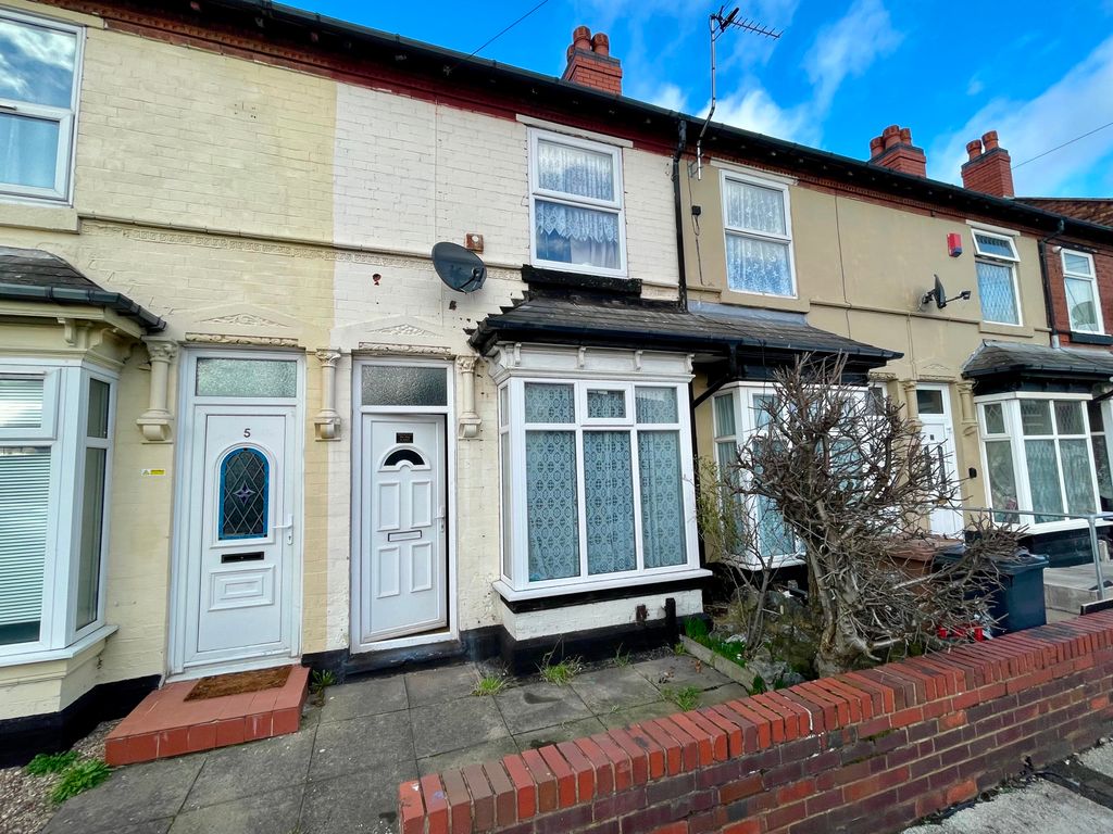2 bed terraced house for sale in Rough Hay Road, Darlaston, Wednesbury