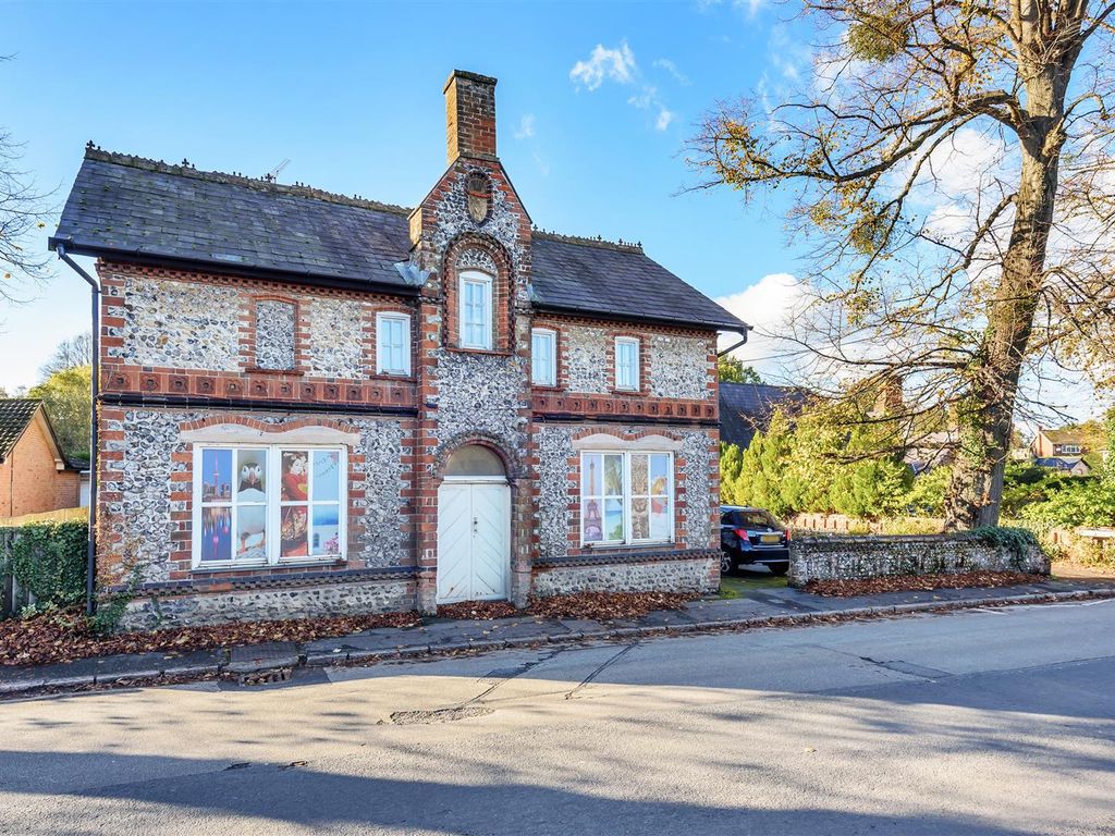 2 bed property for sale in Ockham Road South, East Horsley, Leatherhead