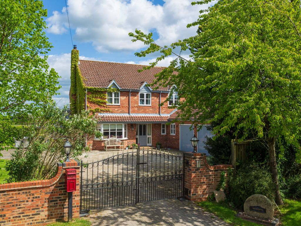4 bed detached house for sale in Draycotts, Acaster Lane, Acaster Selby