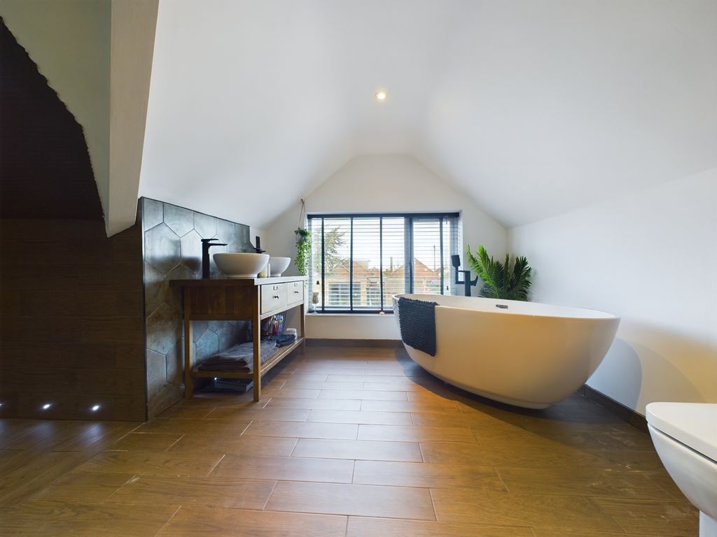 3 bed detached house for sale in Peafield Lane, Mansfield Woodhouse