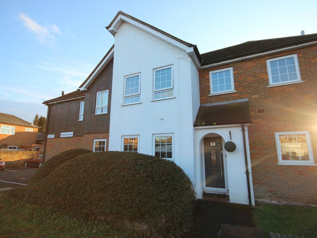 2 bed flat to rent in Narcot Lane, Chalfont St Giles HP8 Zoopla