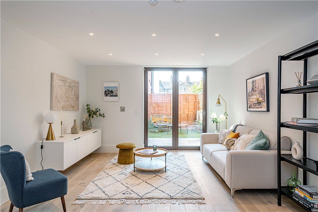 New home, 1 bed flat for sale in Carlyle Road, London W5 Zoopla