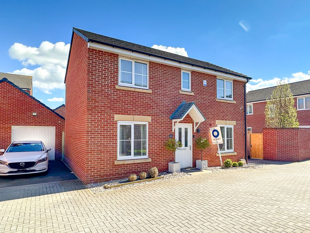 3 bed detached house for sale in Paper Mill Gardens, Portishead