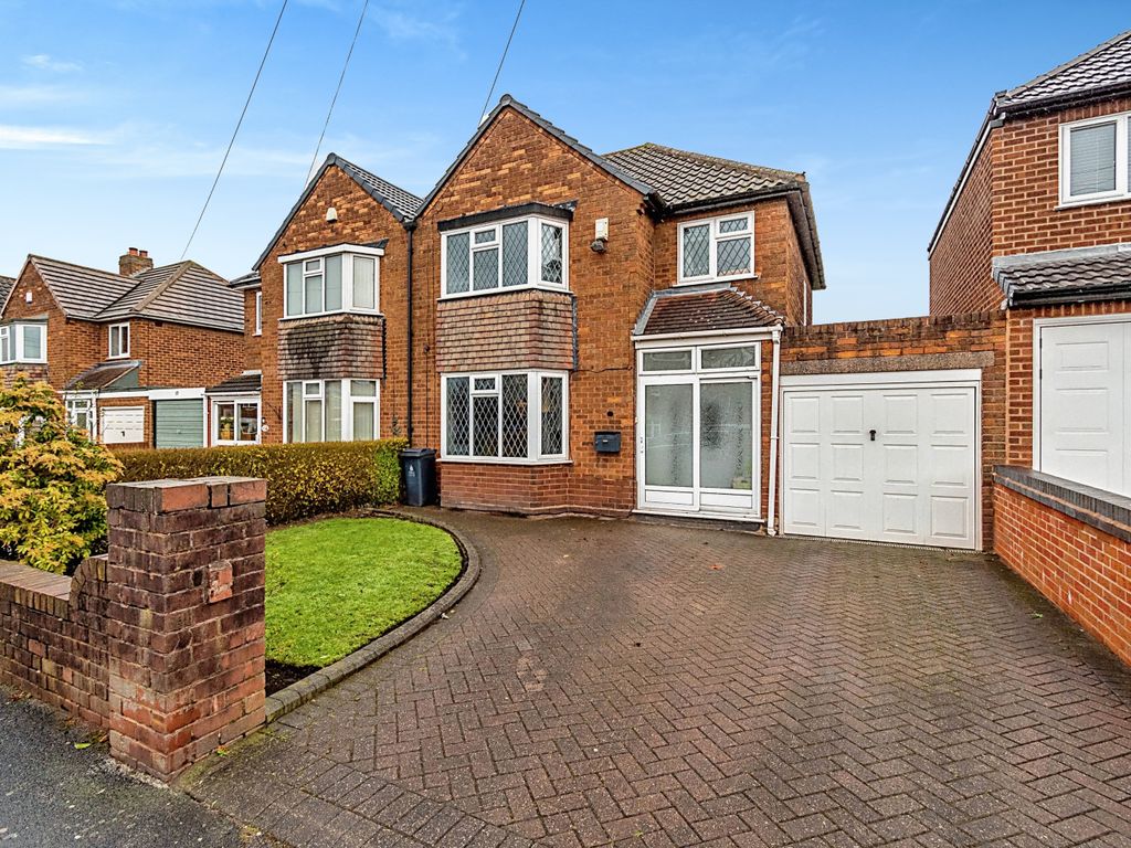 3 bed semidetached house for sale in Broad Way, Pelsall, Walsall, West