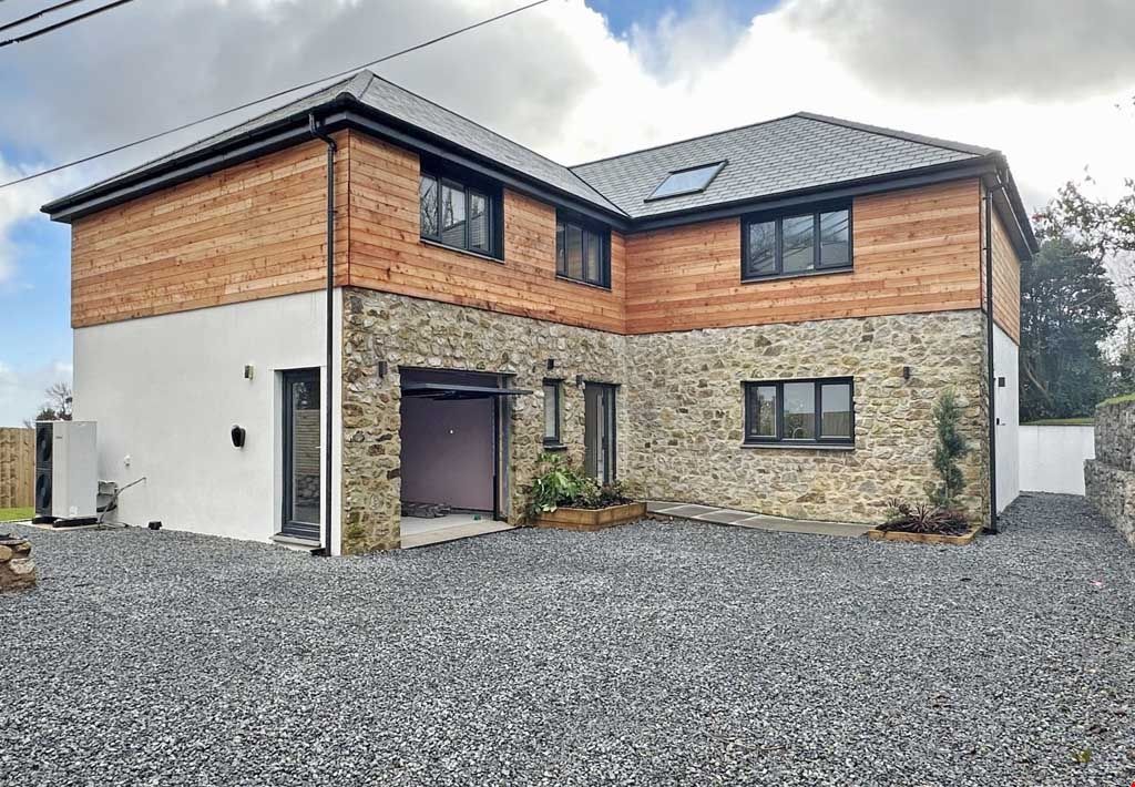 5 bed detached house for sale in Mabe Burnthouse, Penryn, Cornwall TR10