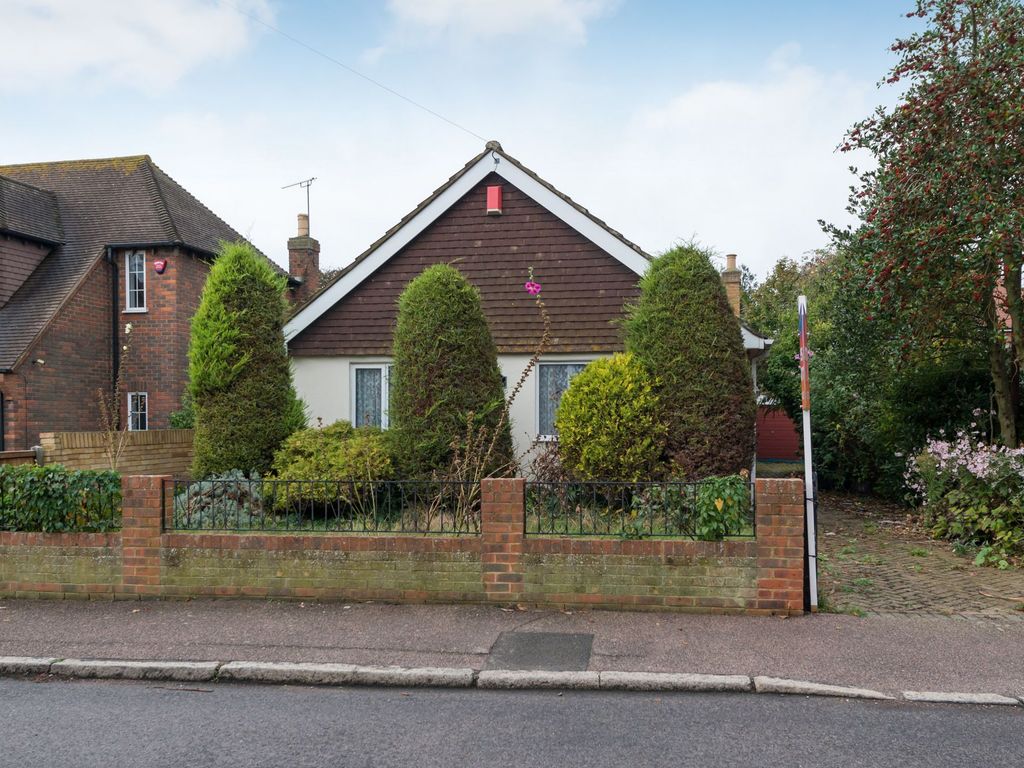 4 bed bungalow for sale in Queen Bertha Road, Ramsgate CT11, £400,000