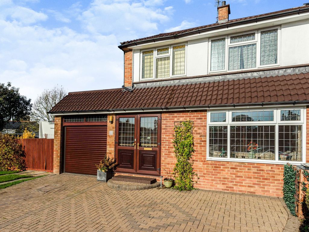 Grasmere Close, Hemel Hempstead HP3  