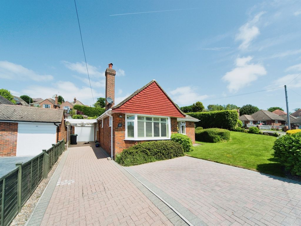 2 bed detached bungalow for sale in Ward Way, BexhillOnSea TN39 Zoopla