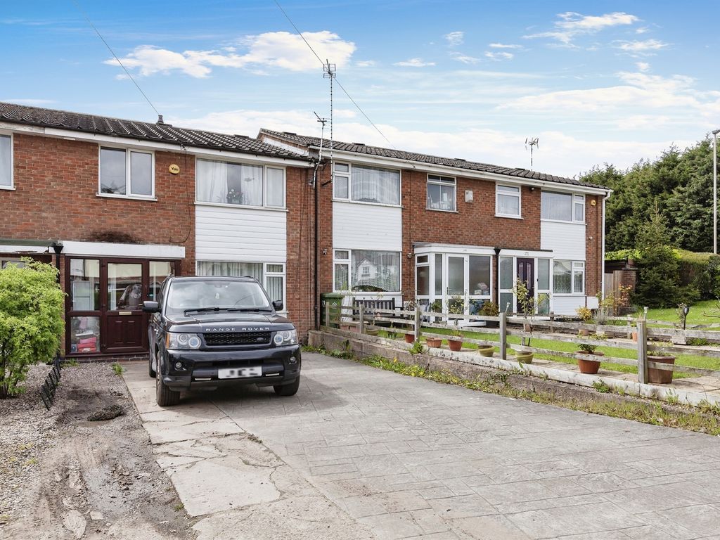 3 bed terraced house for sale in Wigston Lane, Aylestone, Leicester LE2