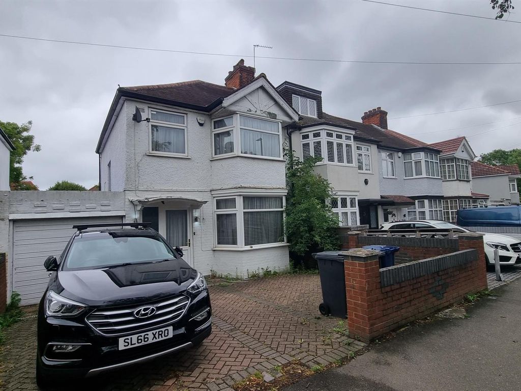 3 bed property to rent in Whitton Avenue East, Greenford UB6 Zoopla