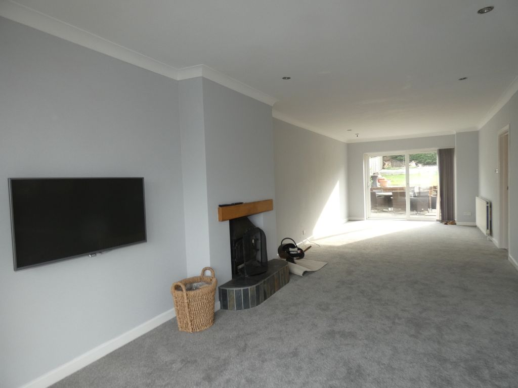 5 bed detached house to rent in Mount Road, Brixham TQ5, £1,800 pcm