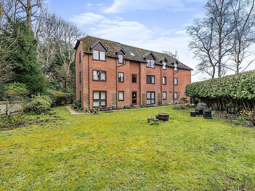 1 bed flat for sale in Middlebridge Street, Romsey SO51 Zoopla