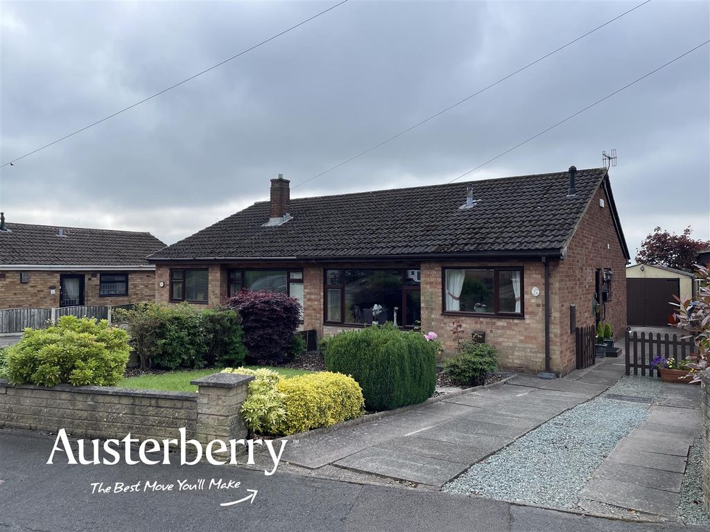 2 bed semidetached bungalow for sale in Alfreton Road, Fenton, Stoke