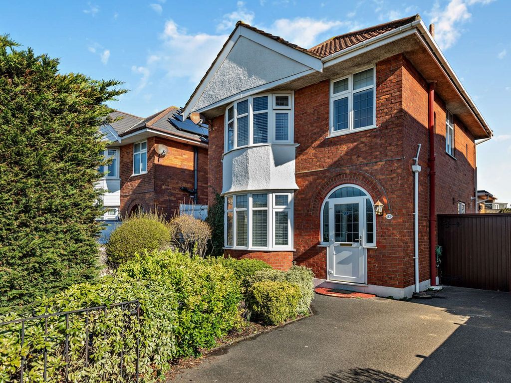 3 bed detached house for sale in Barrack Road, Christchurch BH23 Zoopla