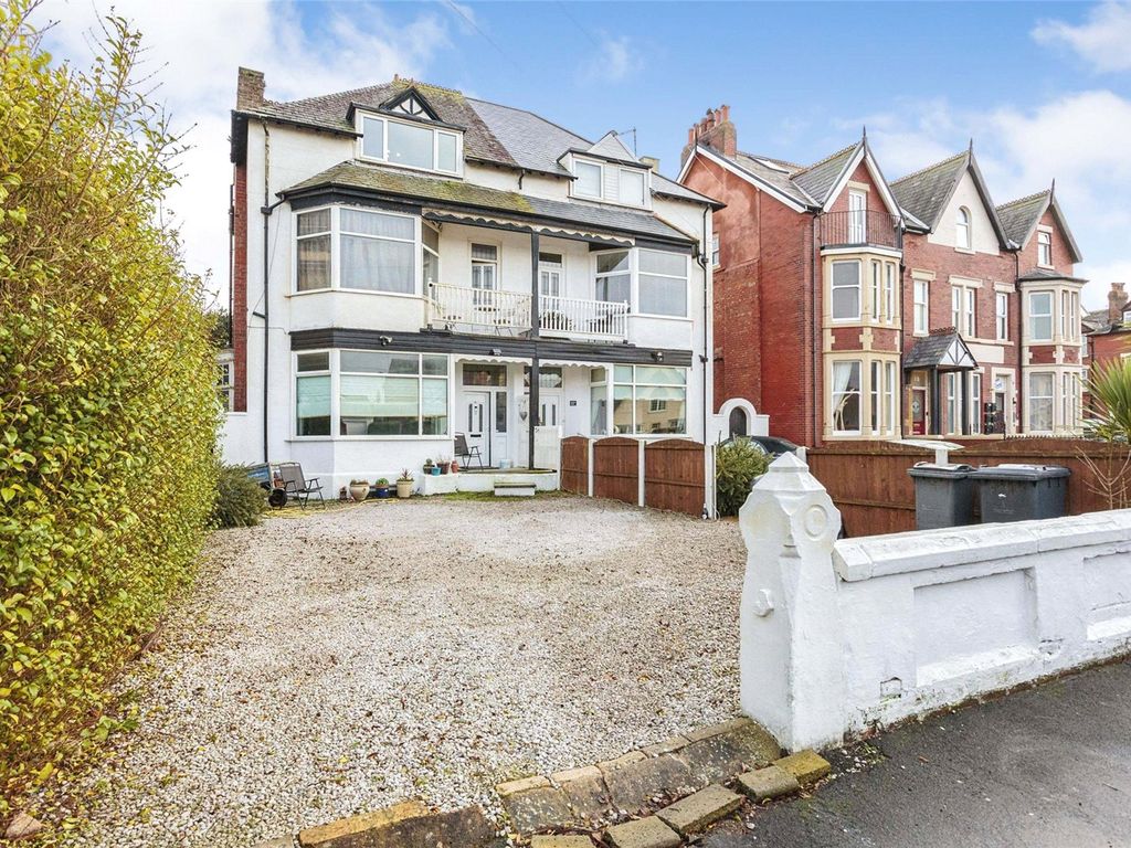6 bed semidetached house for sale in Fairhaven Road, Lytham St. Annes
