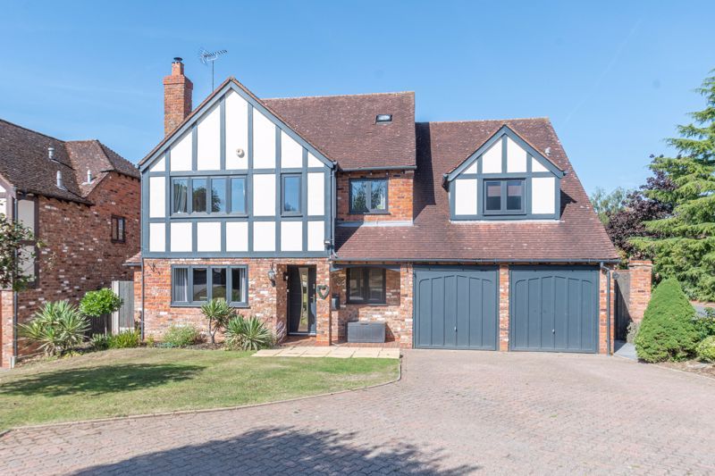 5 bed detached house for sale in Hither Green Lane, Bordesley, Redditch