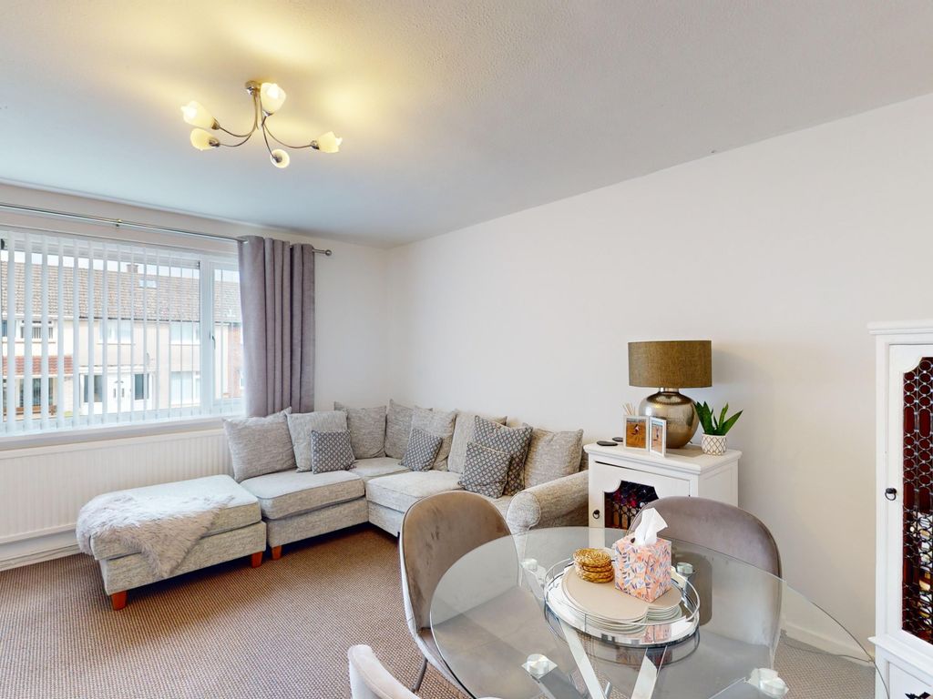 2 bed flat to rent in Medway Court, Bettws, Newport NP20, £750 pcm Zoopla