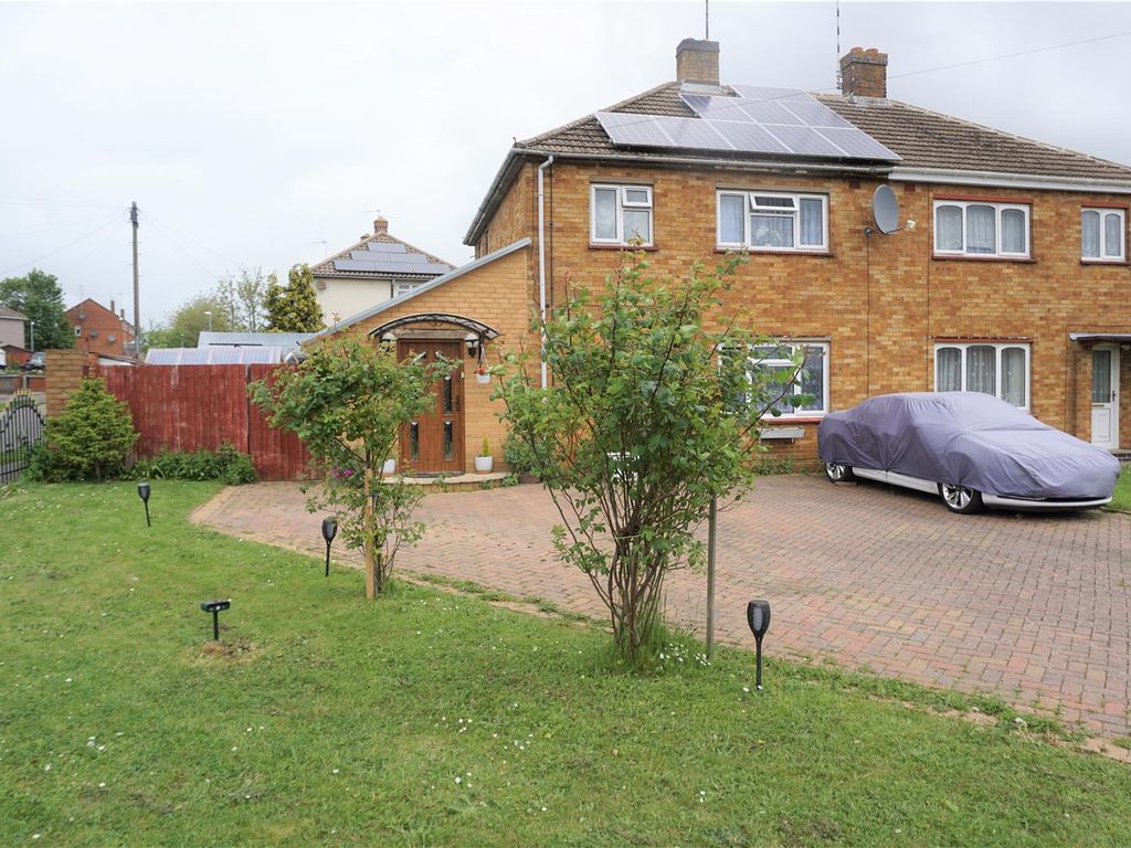 3 bed property for sale in Elizabeth Road, Daventry NN11 Zoopla