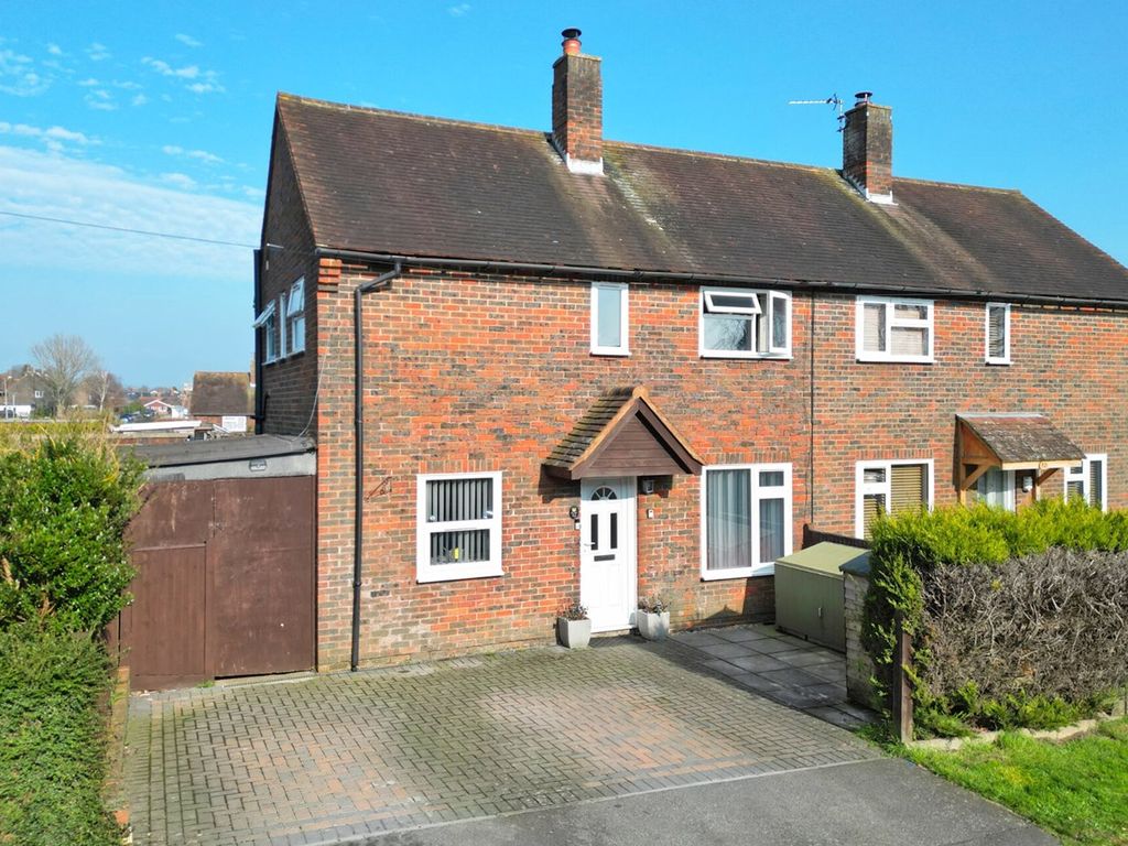 3 bed semidetached house for sale in Buckwell Rise, Herstmonceux BN27