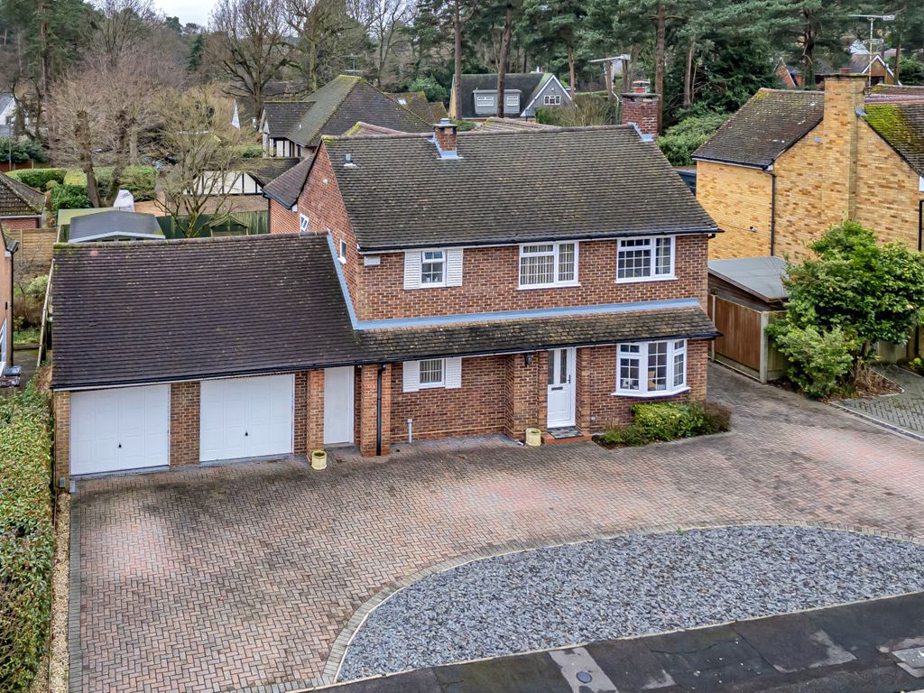 4 bed detached house for sale in Browning Close, Camberley, Surrey GU15