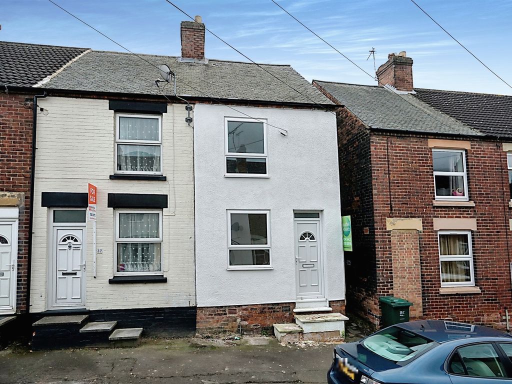 2 bed end terrace house for sale in Weston Street, Swadlincote DE11, £