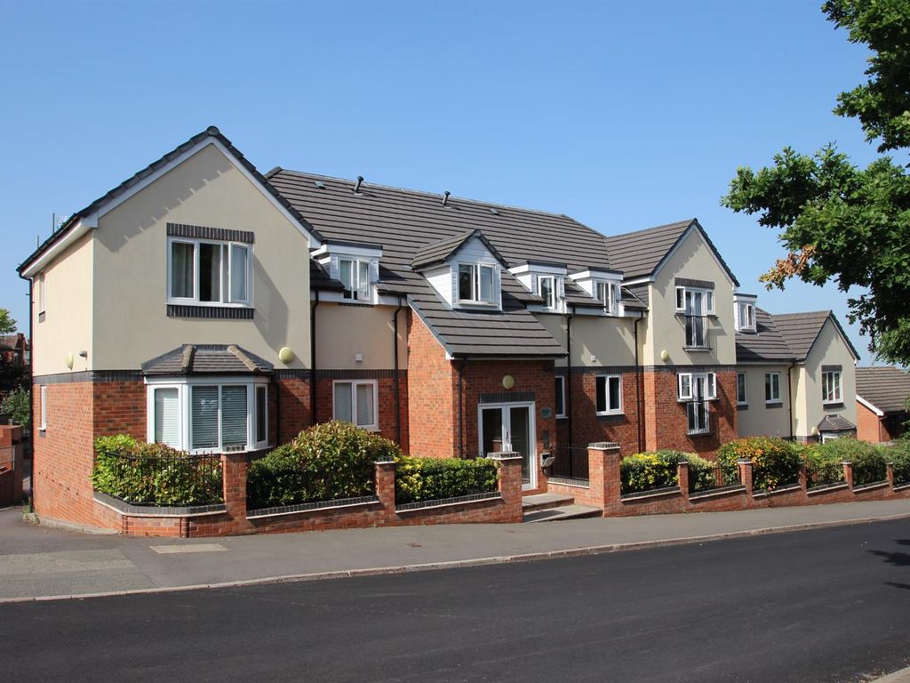 2 bed flat to rent in The Mayfields, Redditch B98, £850 pcm Zoopla