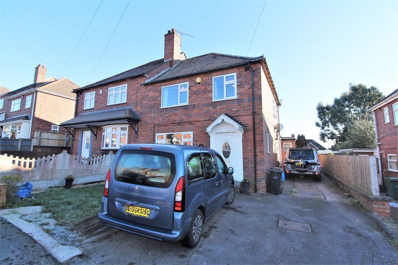 3 bed semidetached house for sale in Ellowes Road, Lower Gornal