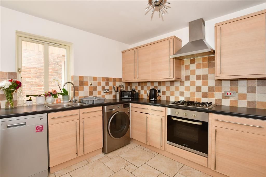 3 bed detached house for sale in Invicta Road, Whitstable, Kent CT5