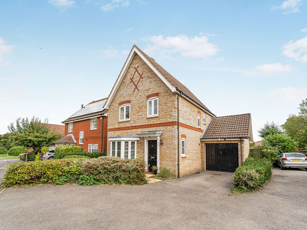 Fairborne Way, Guildford, Surrey GU2  