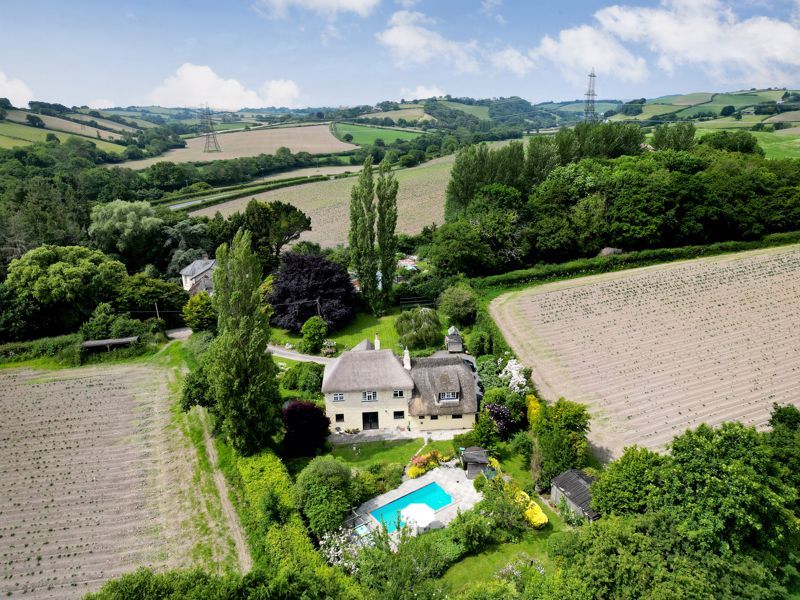 6 bed detached house for sale in Ingsdon, Newton Abbot TQ12, £975,000