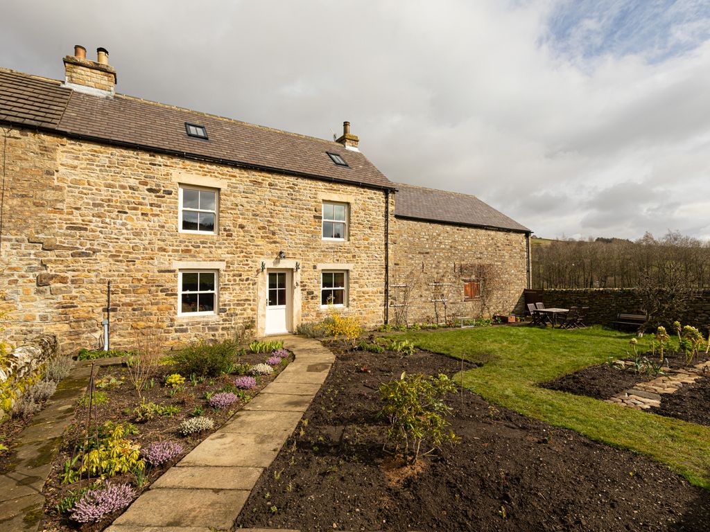 4 bed cottage for sale in Lowburn Farm, Front Street,