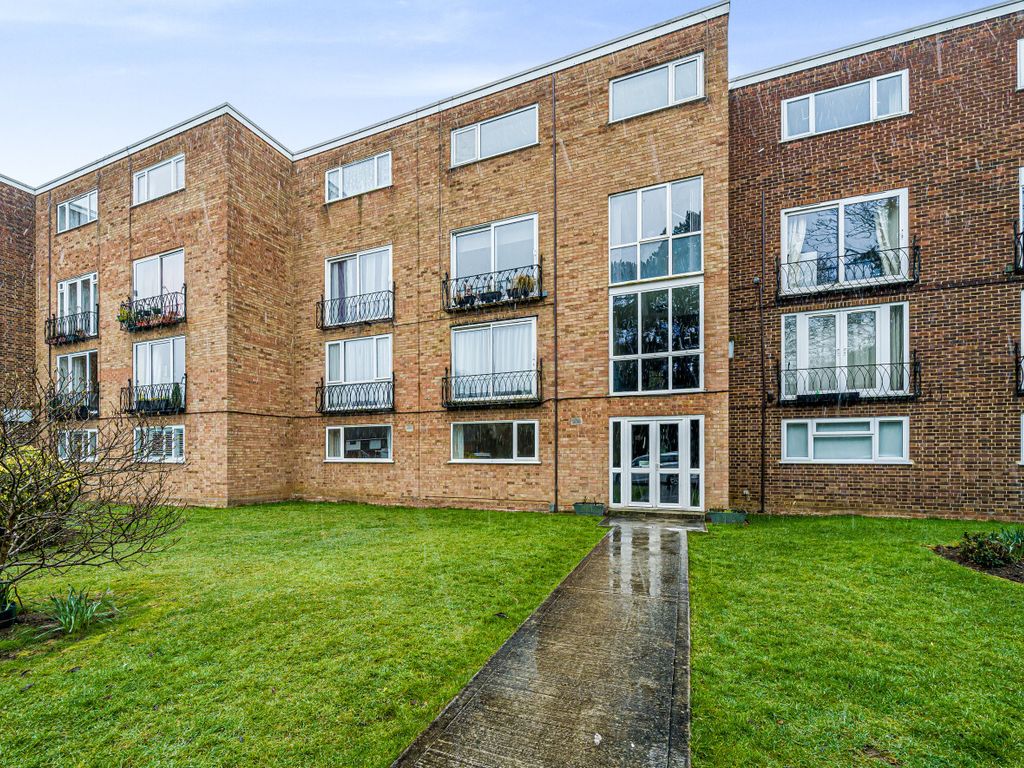 2 Bed Maisonette For Sale In Belgrave Houses, Stortford Hall Park ...