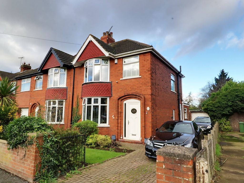 3 bed semidetached house for sale in Bushfield Road, Scunthorpe DN16