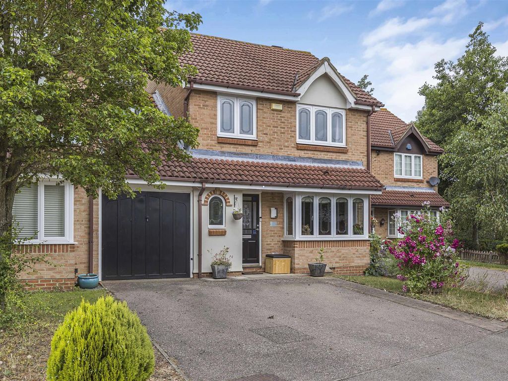 4 bed detached house for sale in The Elms, Hertford SG13 Zoopla