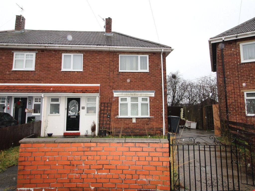 3 bed semidetached house for sale in Fountains Crescent, Hebburn, Tyne