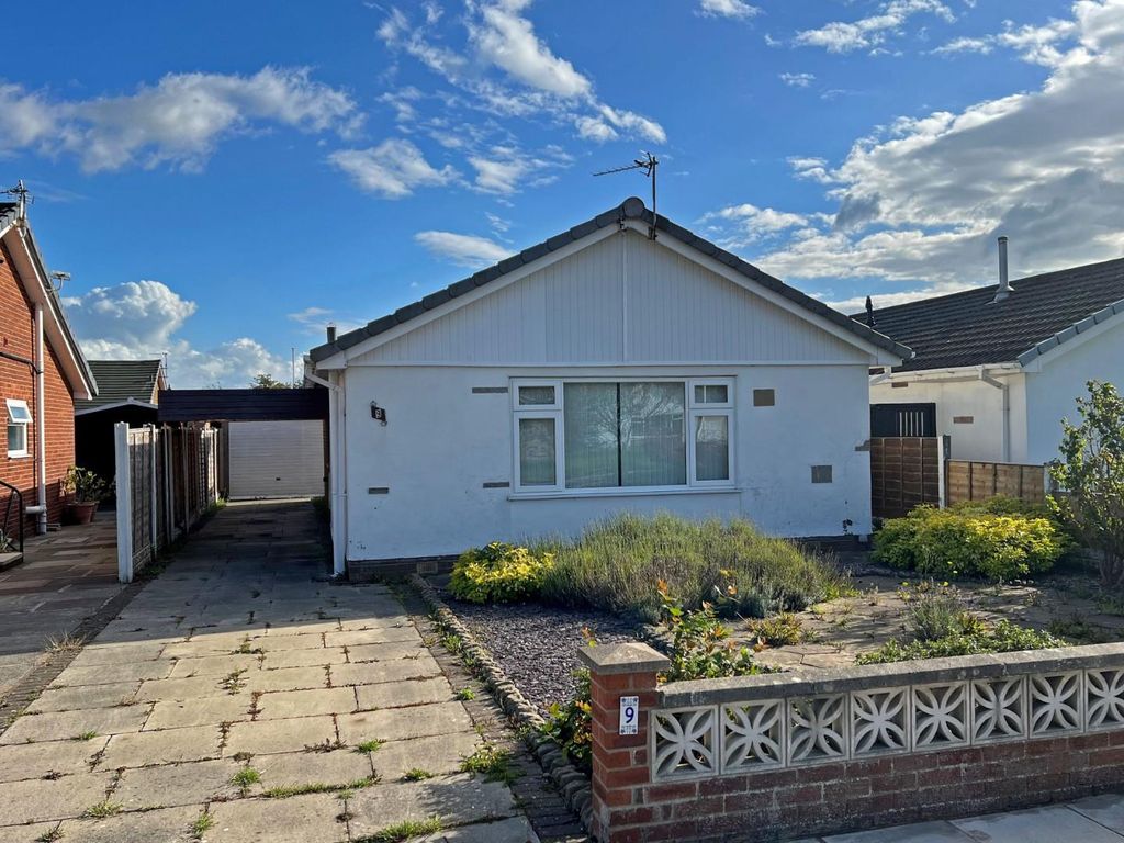 Surrey Close, Southport PR9  