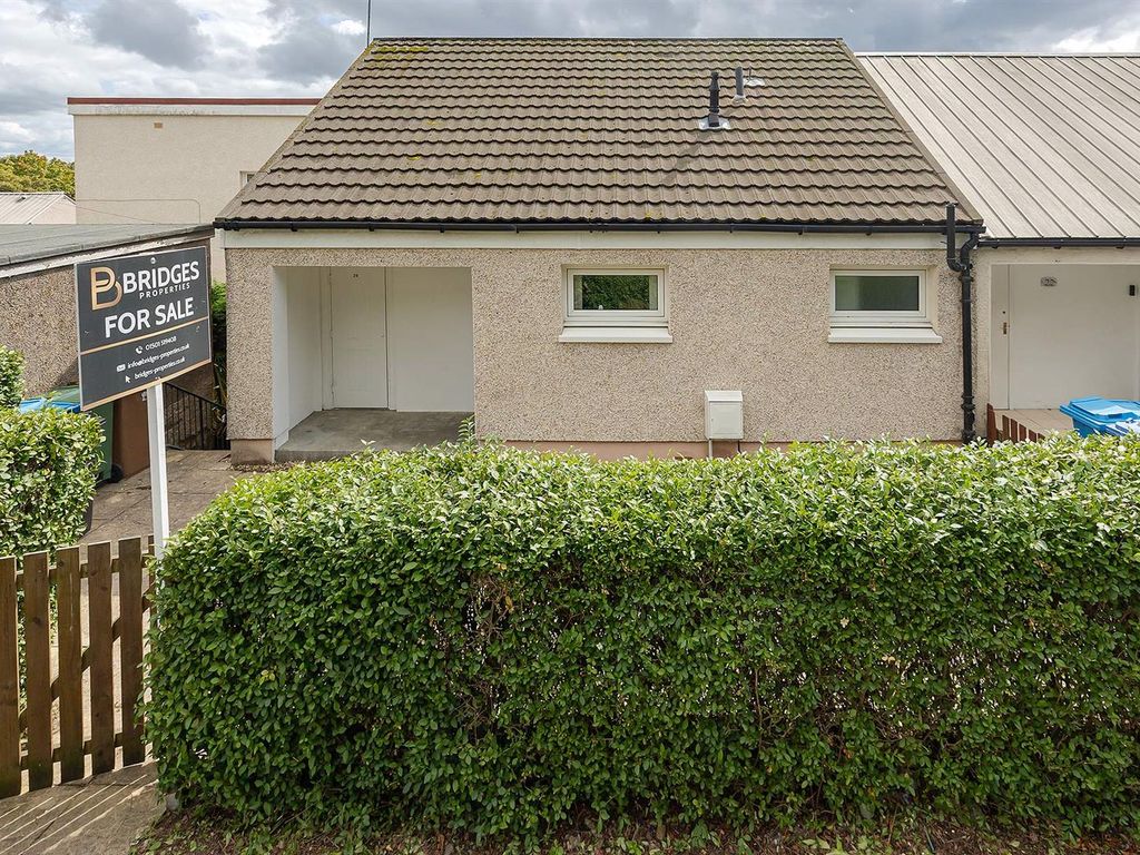 3 bed semidetached house for sale in Beech Road, Bathgate EH48, £