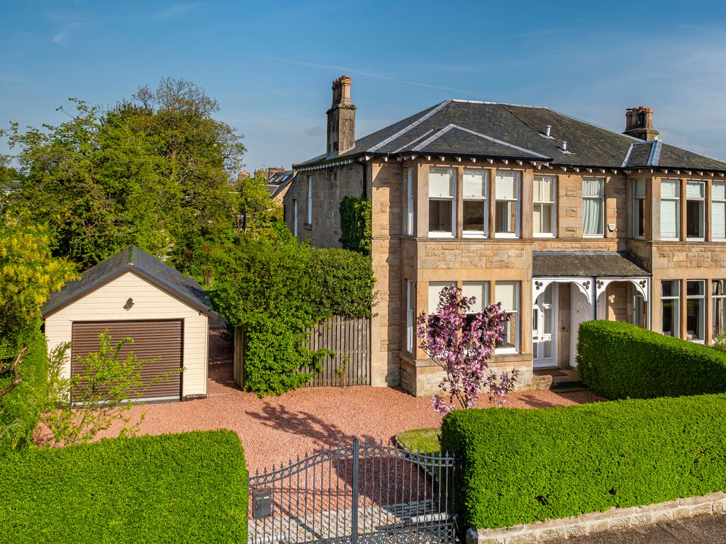 4 bed semidetached house for sale in Chatelherault Avenue, Cambuslang, Glasgow G72, £495,000