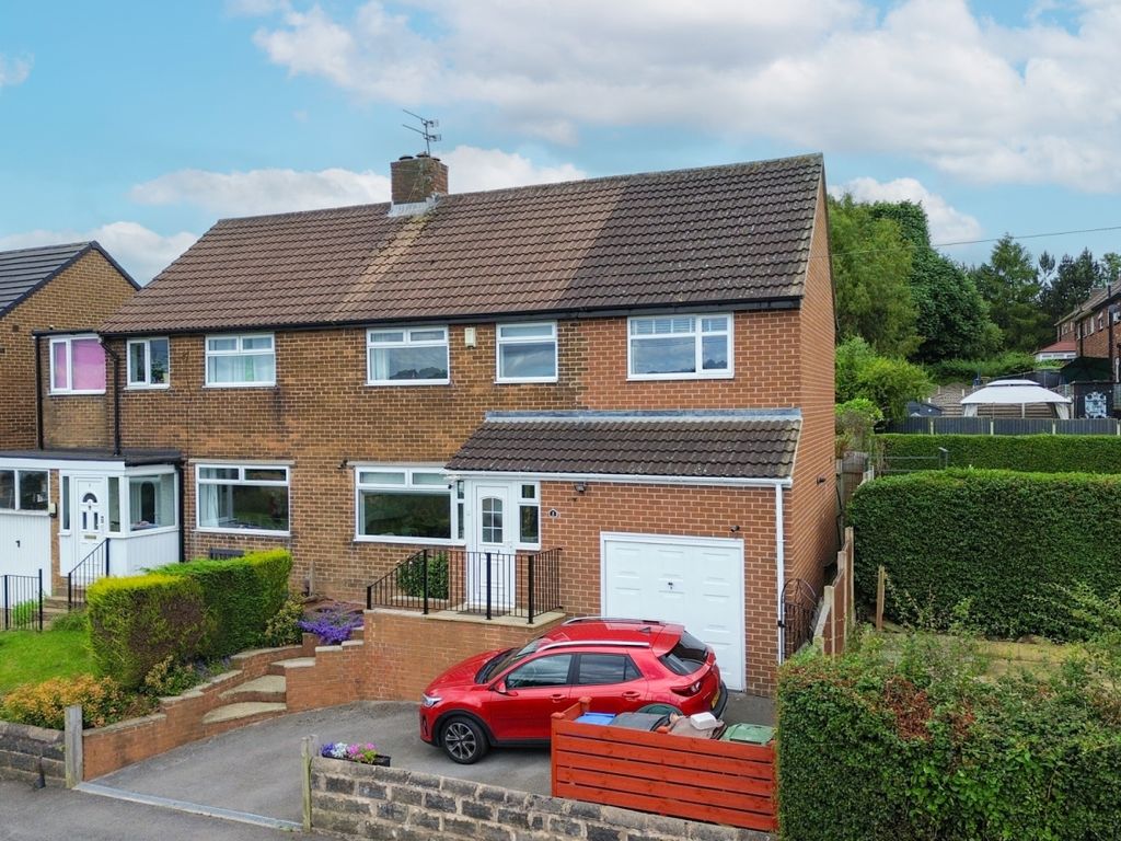 4 bed semidetached house for sale in Quarry Vale Road, Sheffield S12