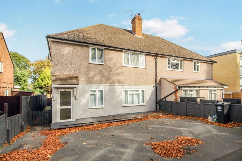 2 bed for sale in Coulsdon Road, Caterham CR3 Zoopla