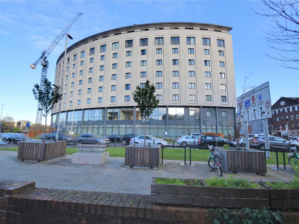 Clarendon Road Watford Hertfordshire WD17  